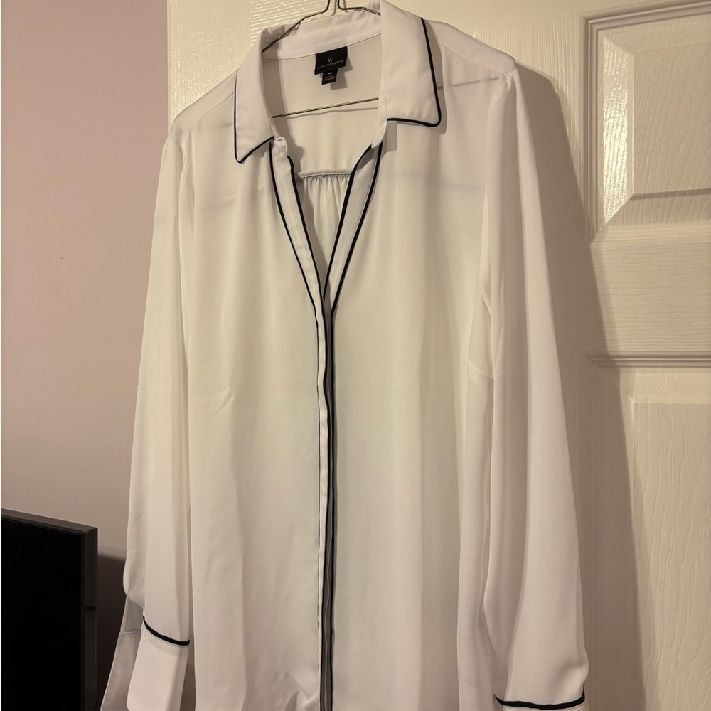 Worthington White Top with Black Accents